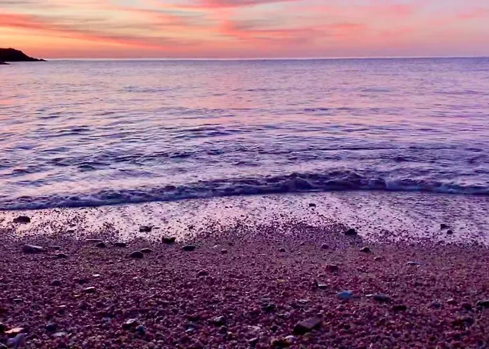 Appartement ⭑ Sea Views + Private Beach. What Else? ⭑ Tossa de Mar