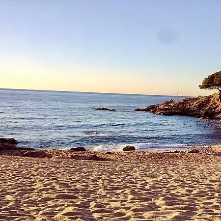 ⭑ Sea Views + Private Beach. What Else? ⭑ Tossa de Mar