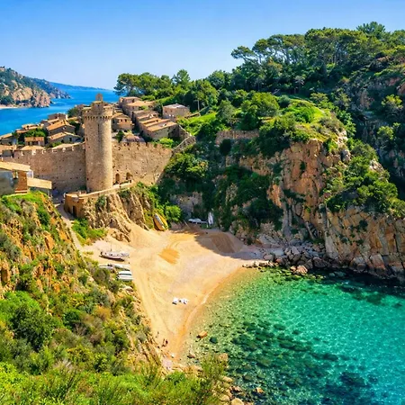 ⭑ Sea Views + Private Beach. What Else? ⭑ * 滨海托萨