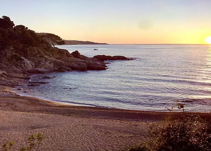 ⭑ Sea Views + Private Beach. What Else? ⭑ Appartement *