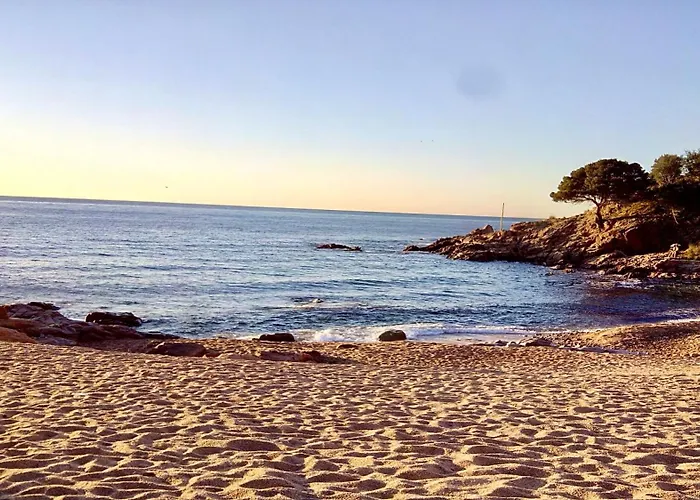 ⭑ Sea Views + Private Beach. What Else? ⭑ Tossa de Mar
